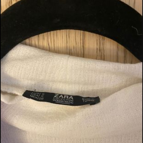 Ballon Sleeve White Zara shirt, size small - Picture 2 of 2